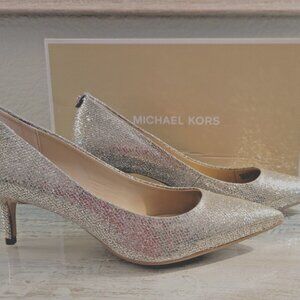 MICHAEL KORS MK-FLEX KITTEN PUMP GLITTER